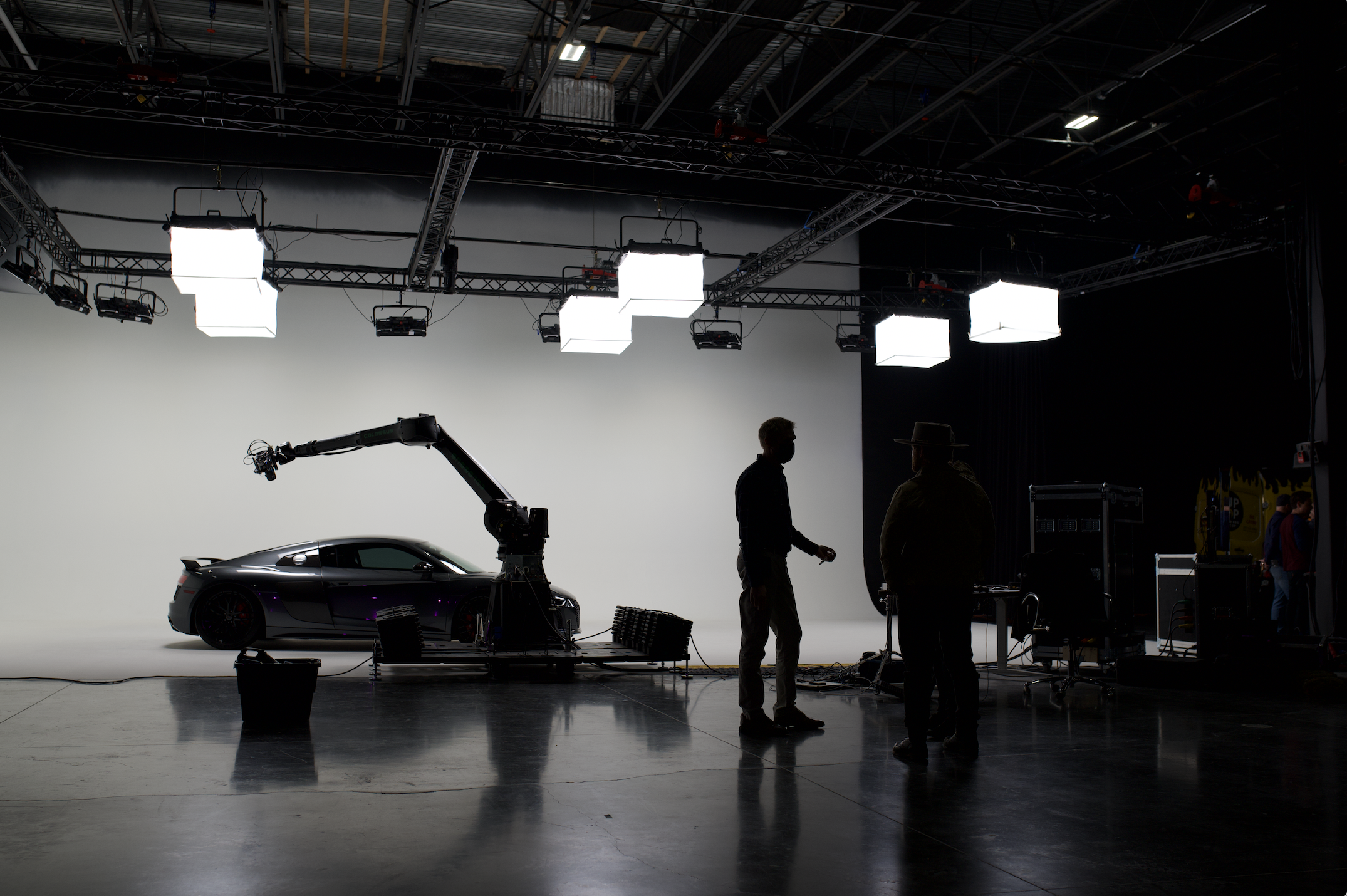 Business Spotlight: Enigma 3 Brings a Slice of Hollywood to Vineyard